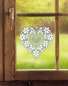 Preview: Spitzenbild Herz mit Blüten am Fenster