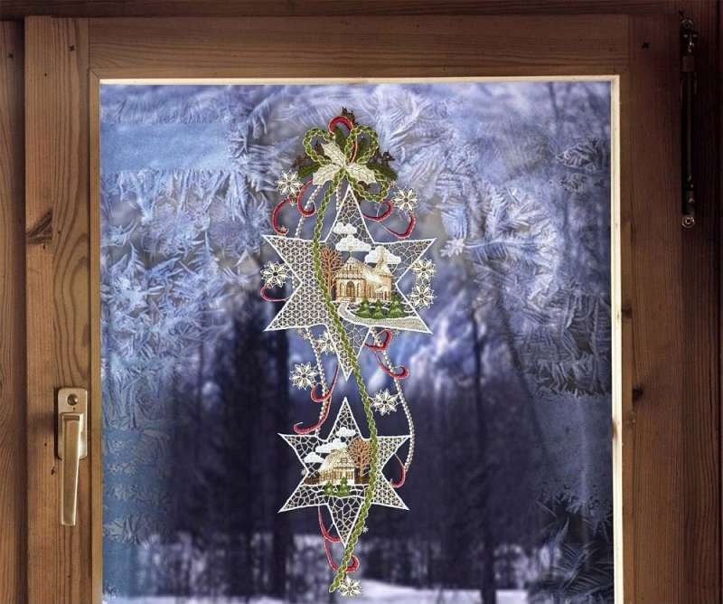 Fensterbild STERNE MIT KIRCHE UND HAUS Weihnachtsgirlande aus Plauener Spitze
