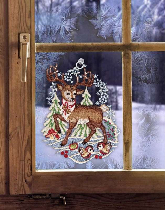 Fensterbild Winter RENTIER aus Plauener Spitze inkl. Saughaken Winterdeko