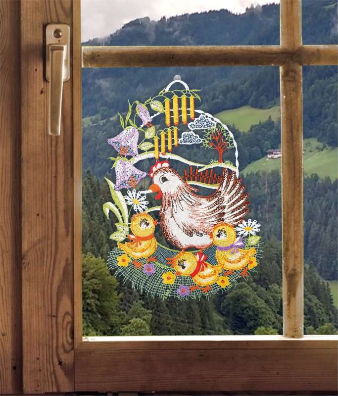 Fensterbild Henne mit Küken Plauener Spitze