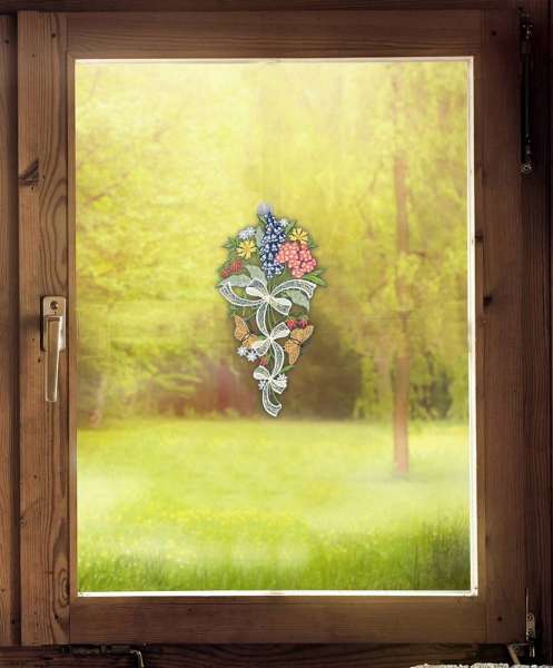 Fensterdeko Blumenstraus mit Sommer-Blüten dekoriert