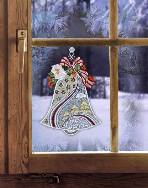 weihnachtliche Fensterdeko aus Plauener Spitze
