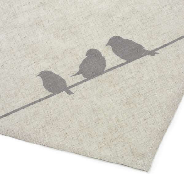 Bistro-Gardine mit gedruckten Vögeln