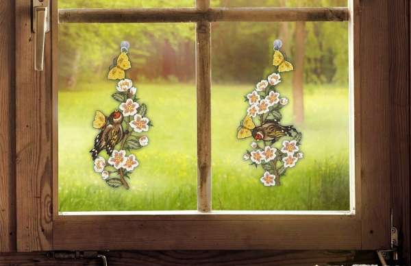 Fensterbilder mit Blumen-Motiv und Vögeln