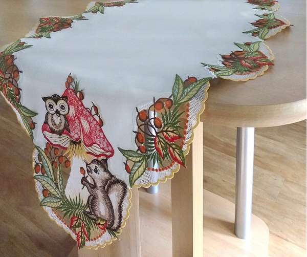 Herbst-Tischdecke HERBSTIDYLLE edle Tischdecken aus Plauener Spitze ® im Landhausstil